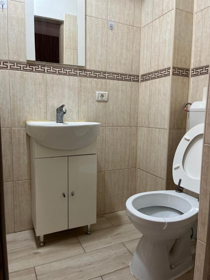 Apart Uta3 Apartment อาราด ภายนอก รูปภาพ