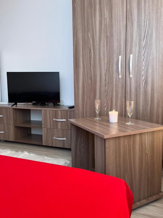 Apart Uta3 Apartment อาราด ภายนอก รูปภาพ