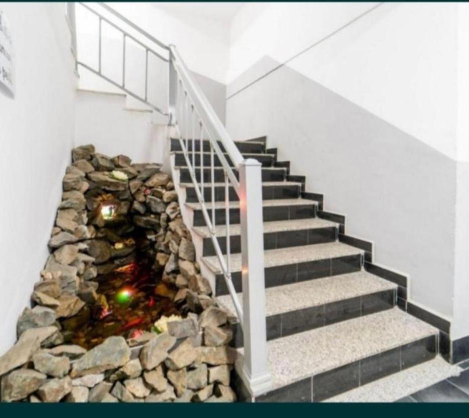 Apart Uta3 Apartment อาราด ภายนอก รูปภาพ